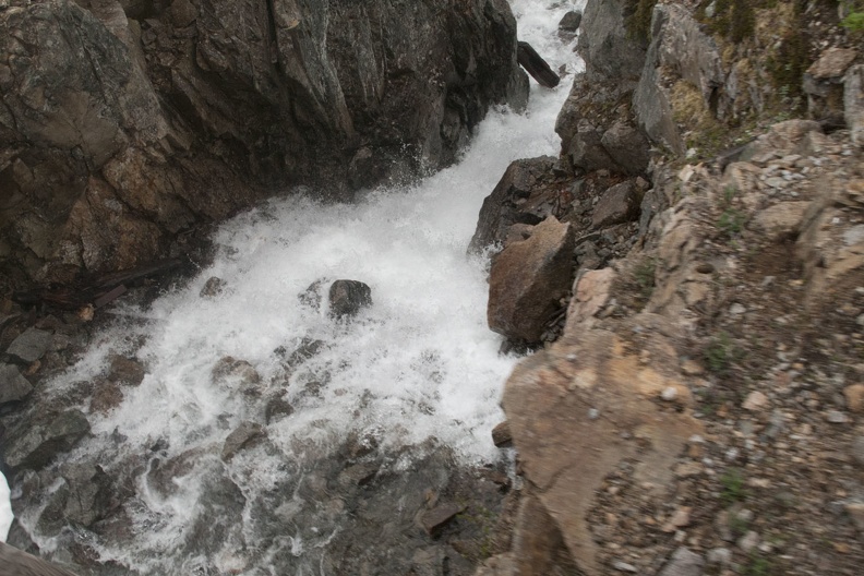 316-0963 Waterfall on White Pass.jpg